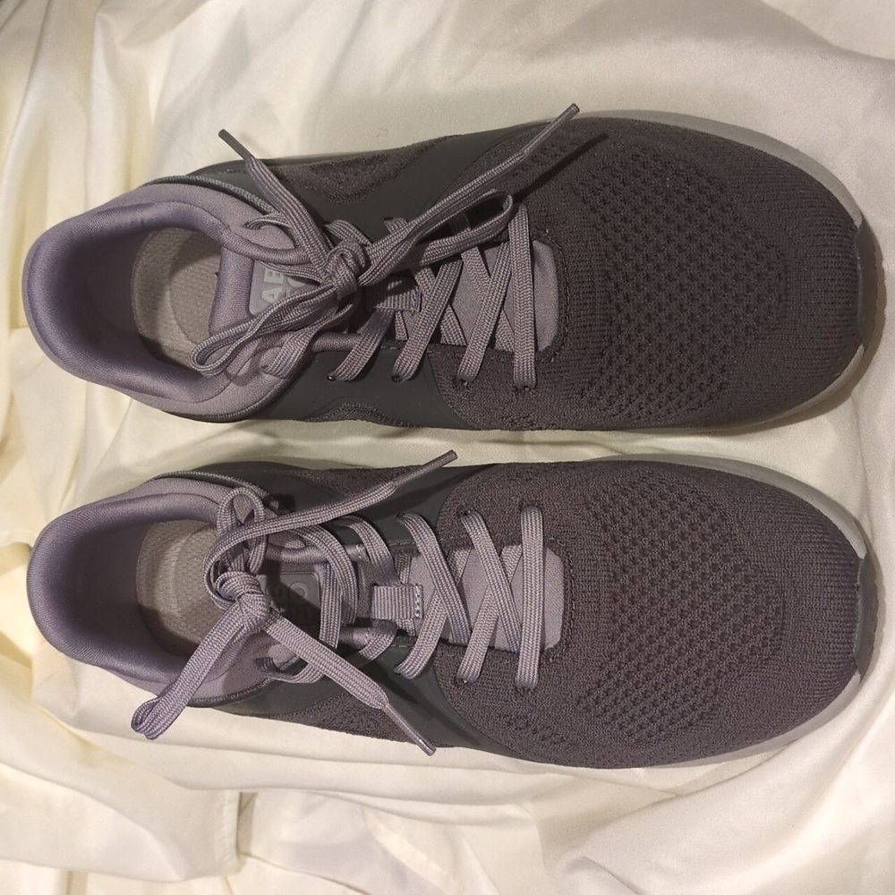 Abeo gray athletic shoe 8.5